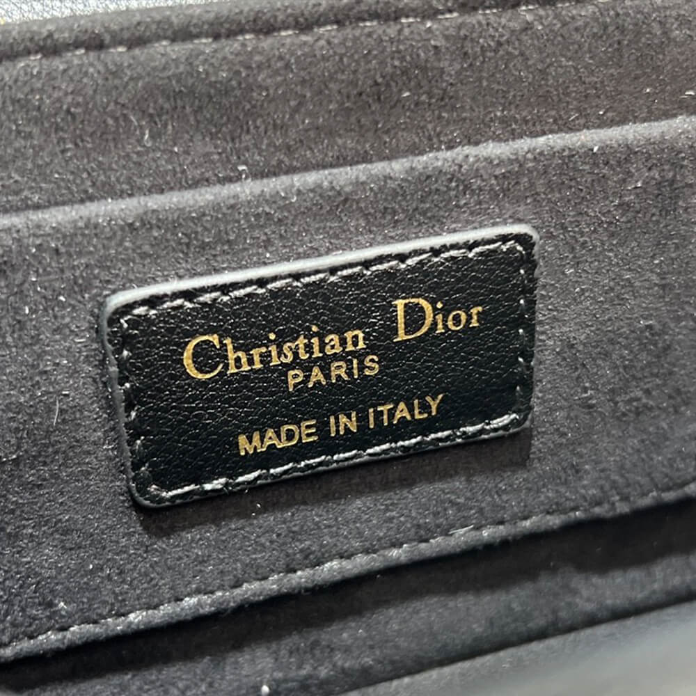 small D*or jolie handbag