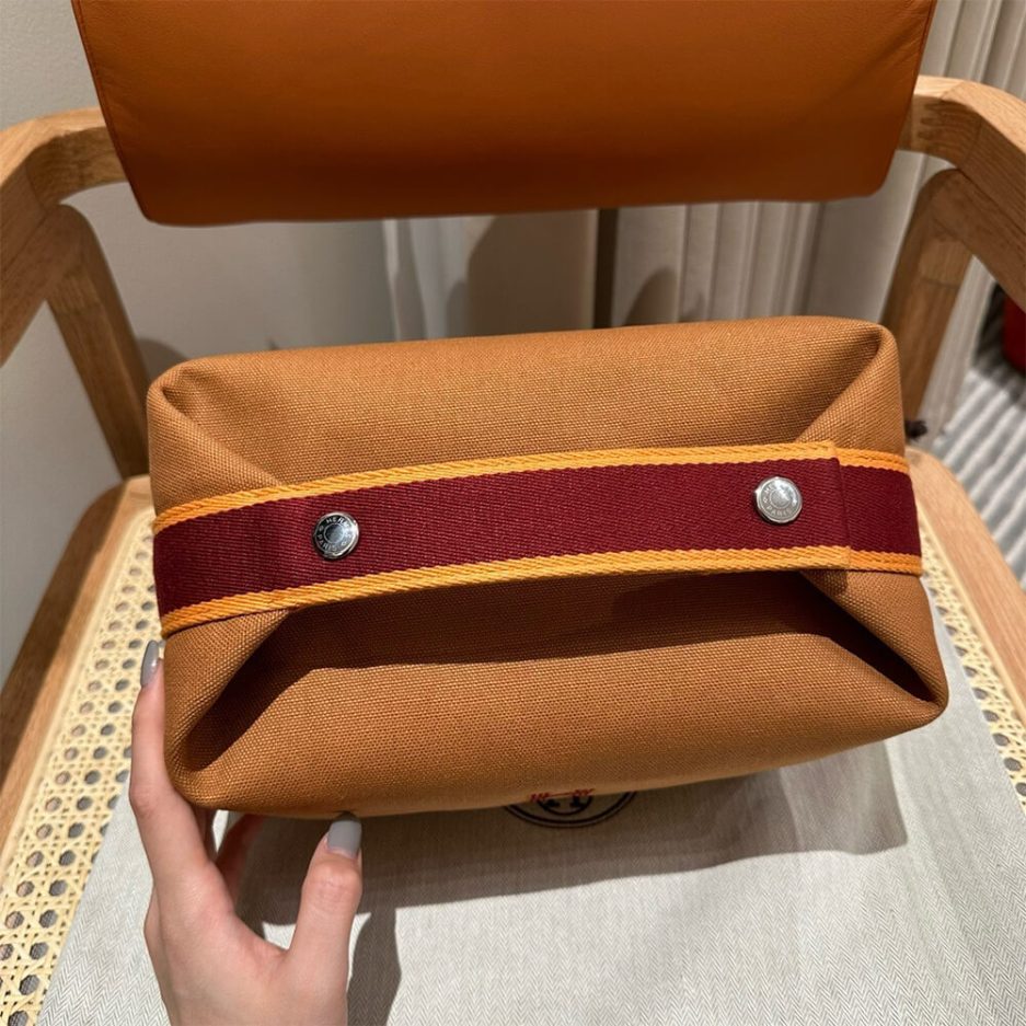 H**mes toiletery bag