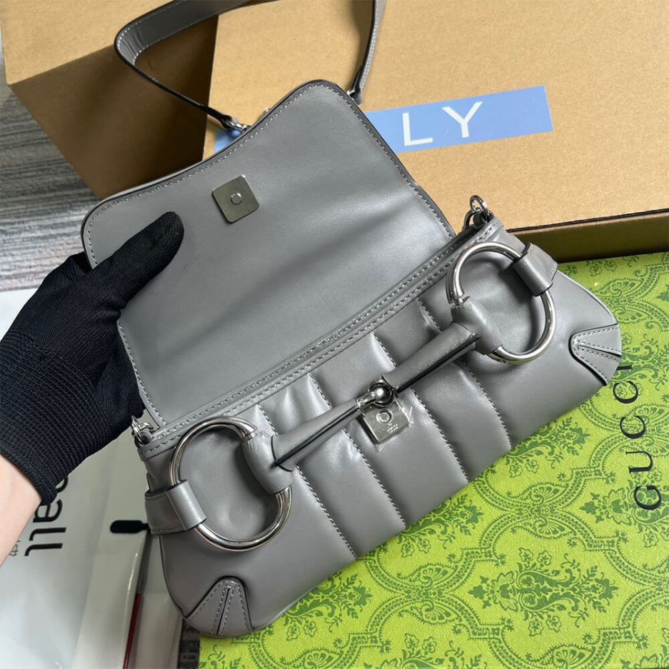 G*u*i horsebit chain small shoulder bag