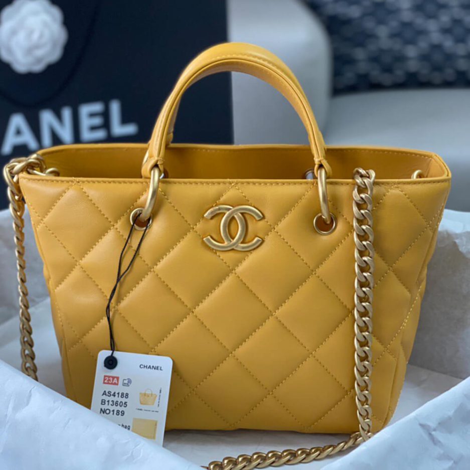 Ch*el shopping bag