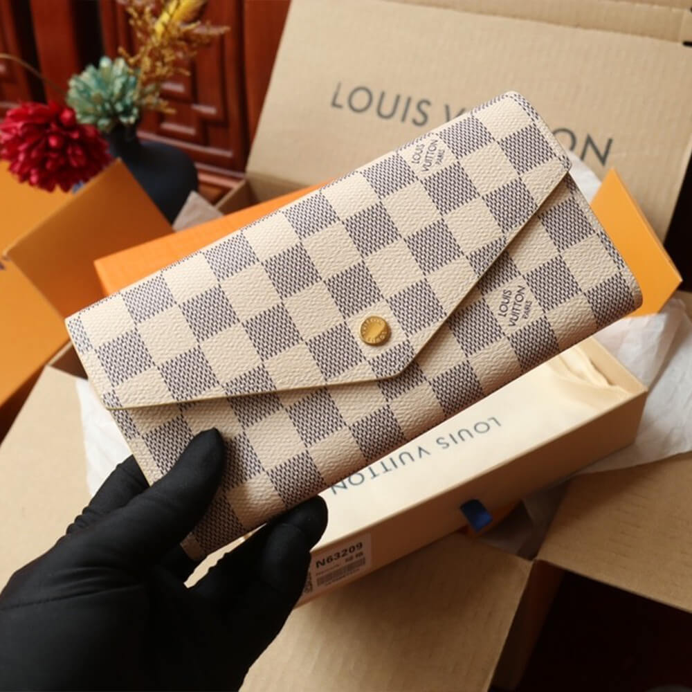 LV Sarah Wallet