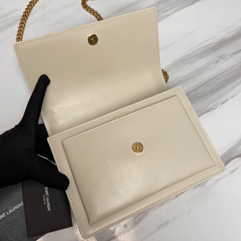 SUNSET MEDIUM CHAIN BAG IN SMOOTH LEATHER